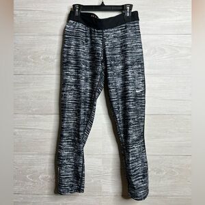 Nike Dri-Fit Capri Leggings